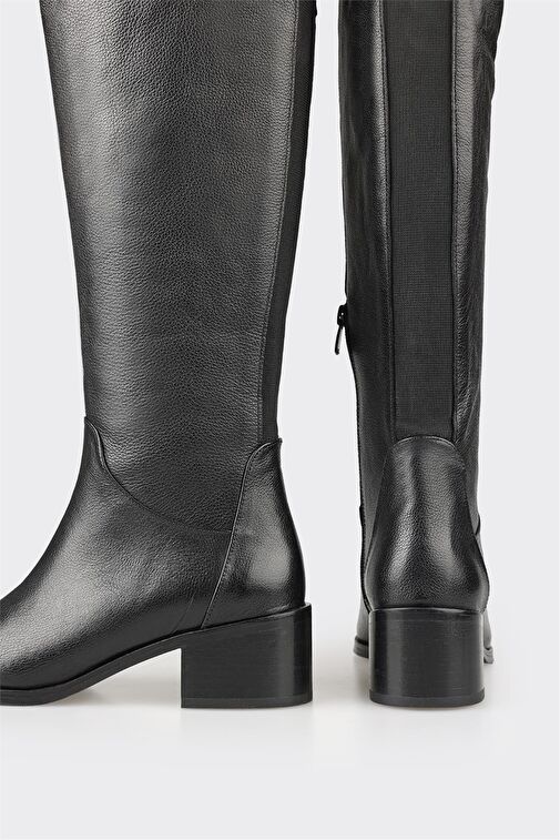 Siyah Deri Kadın Çizme - Görsel 5