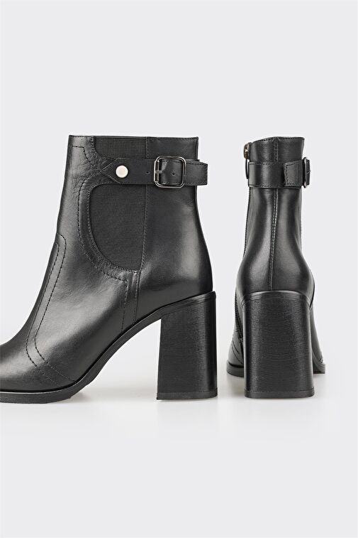 Siyah Deri Kadın Klasik Bot - Görsel 5