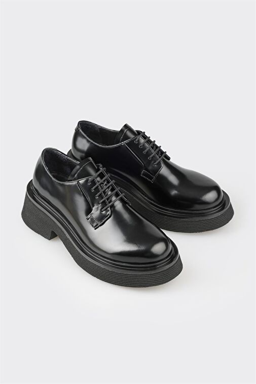 Elle Siyah Kadın Deri Günlük Ayakkabı SAHRAU - Görsel 3