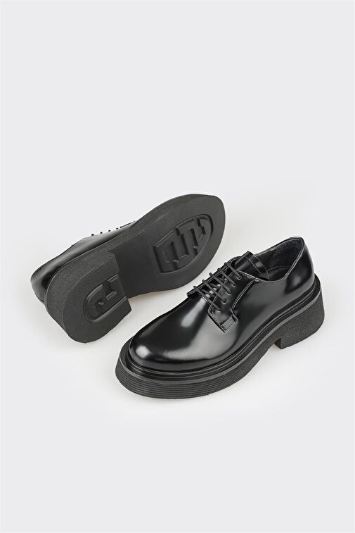 Elle Siyah Kadın Deri Günlük Ayakkabı SAHRAU - Görsel 4