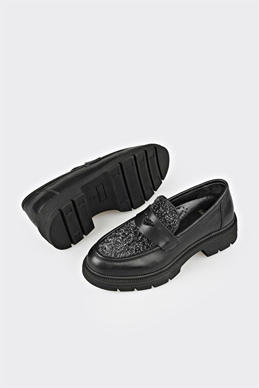 Elle Siyah Kadın Deri Günlük Ayakkabı HOVERA - Görsel 4