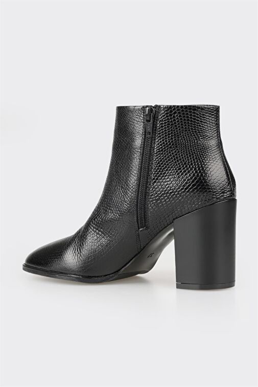 Siyah Deri Kadın Klasik Bot - Görsel 4