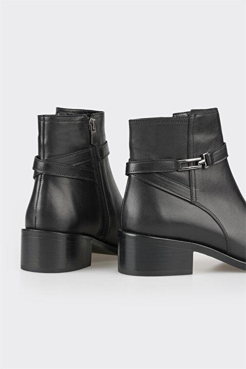 Siyah Deri Kadın Klasik Bot - Görsel 5