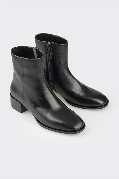 Siyah Deri Kadın Klasik Bot - Görsel 3