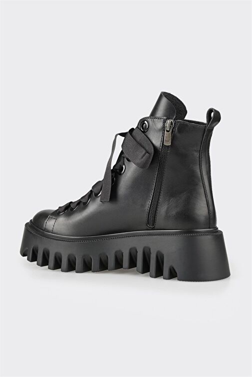 Siyah Deri Kadın Günlük Bot - Görsel 4