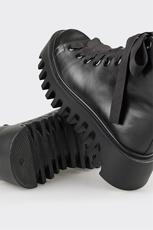 Siyah Deri Kadın Günlük Bot - Görsel 5