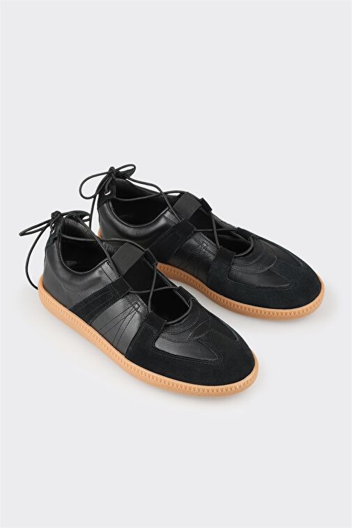 Siyah Deri Kadın Spor Ayakkabı - Görsel 3