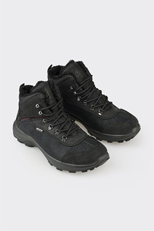 Siyah Deri Kadın Spor Bot - Görsel 3