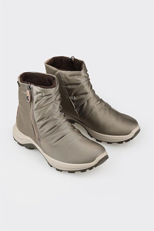 Vizon Kadın Spor Bot - Görsel 3