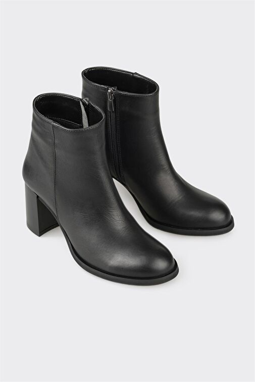 Siyah Deri Kadın Klasik Yüksek Topuk Bot - Görsel 4