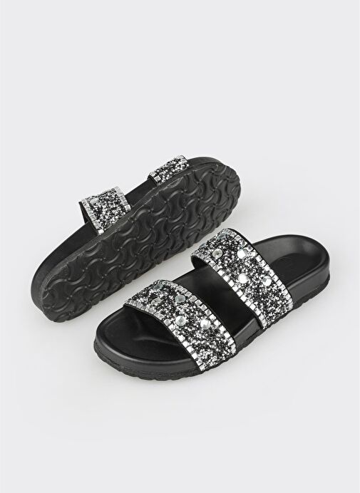 Siyah Deri Kadın Terlik - Görsel 4