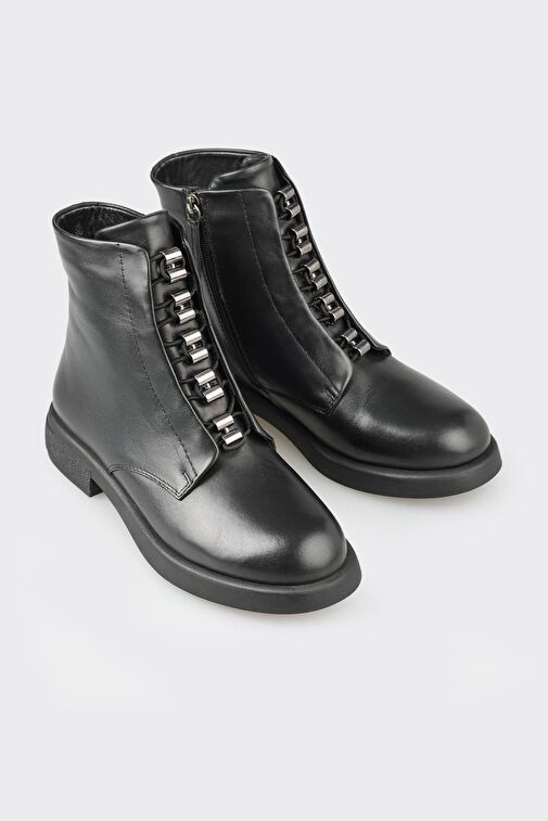 Siyah Deri Kadın Günlük Düz Bot - Görsel 3