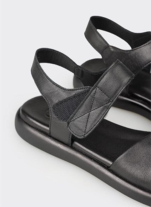 Siyah Deri Kadın Düz Sandalet - Görsel 6