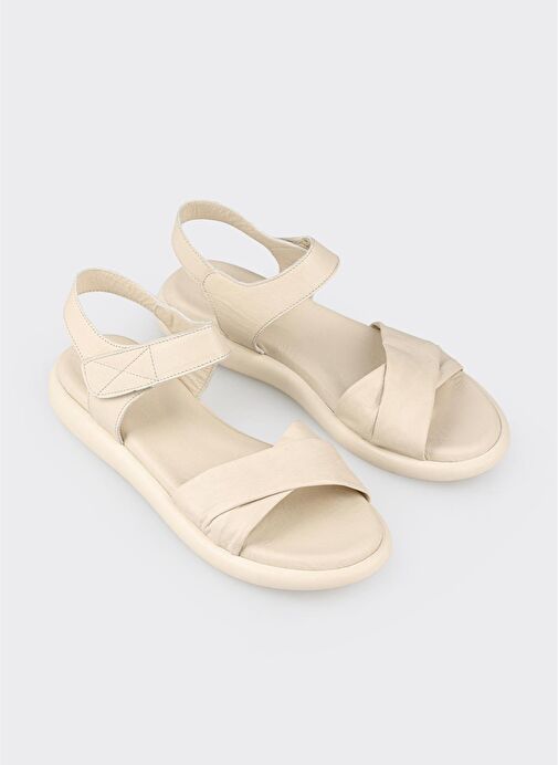 Ekru Deri Kadın Düz Sandalet - Görsel 3