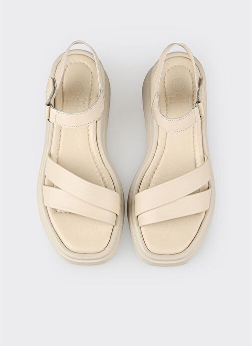 Ekru Deri Kadın Dolgu Topuk Sandalet - Görsel 5