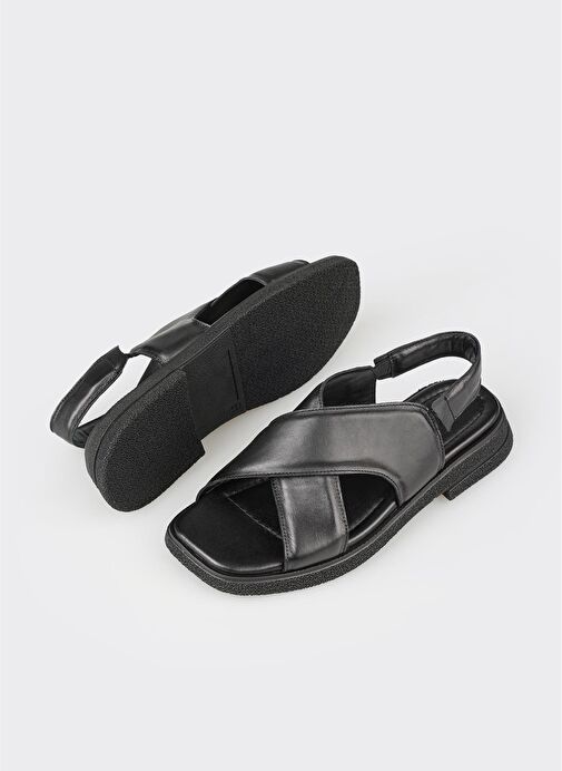Siyah Deri Kadın Düz Sandalet - Görsel 6
