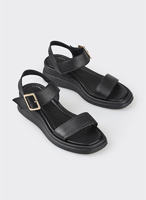 Siyah Deri Kadın Dolgu Topuk Sandalet - Görsel 5