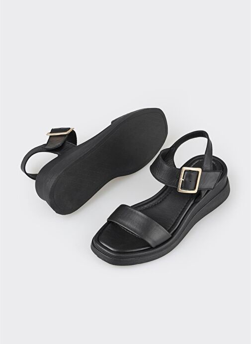 Siyah Deri Kadın Dolgu Topuk Sandalet - Görsel 8