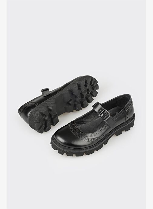 Siyah Deri Kadın Günlük Ayakkabı - Görsel 4