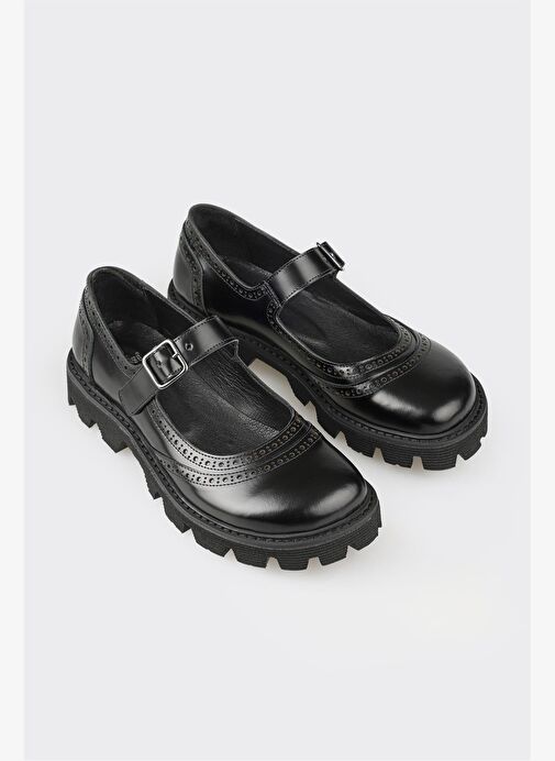 Siyah Deri Kadın Günlük Ayakkabı - Görsel 3
