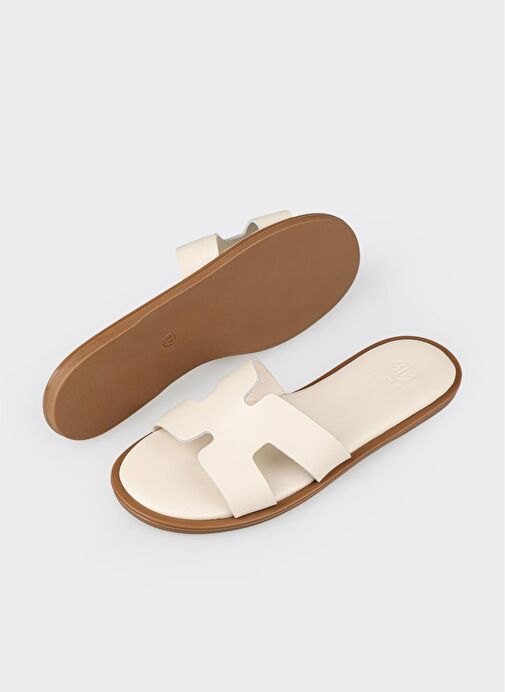 Ekru Deri Kadın Düz Terlik - Görsel 4