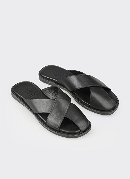 Siyah Deri Kadın Terlik - Görsel 4