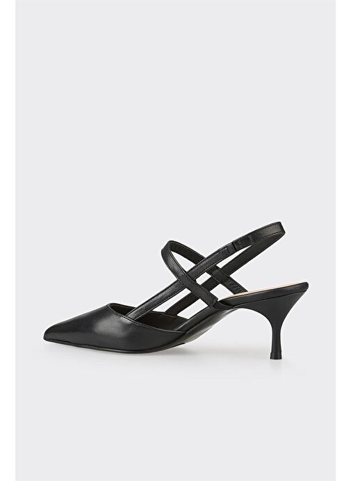 Siyah Deri Kadın Topuklu Ayakkabı - Görsel 4