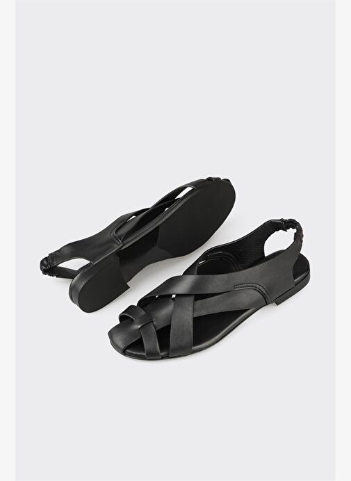 Siyah Deri Kadın Günlük Ayakkabı - Görsel 4