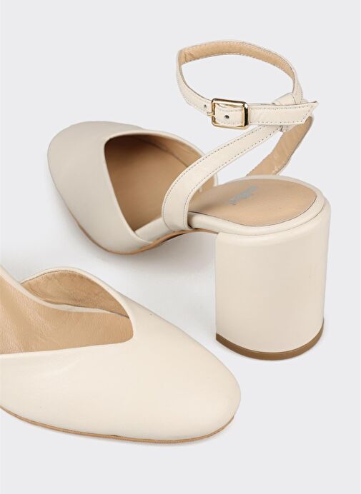 Bej Deri Kadın Topuklu Ayakkabı - Görsel 5