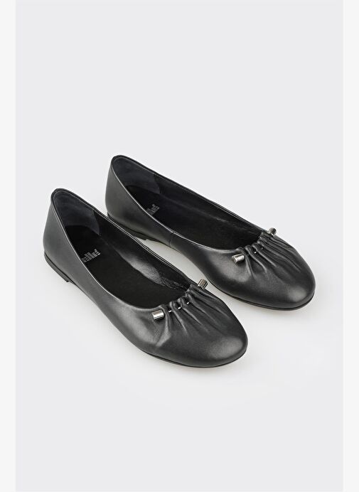 Siyah Deri Kadın Günlük Ayakkabı - Görsel 4