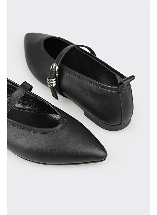 Elle Siyah Kadın Deri Babet ADRAU - Görsel 6