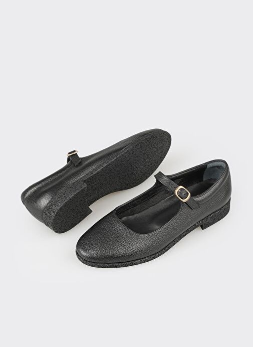 Siyah Deri Kadın Babet - Görsel 4