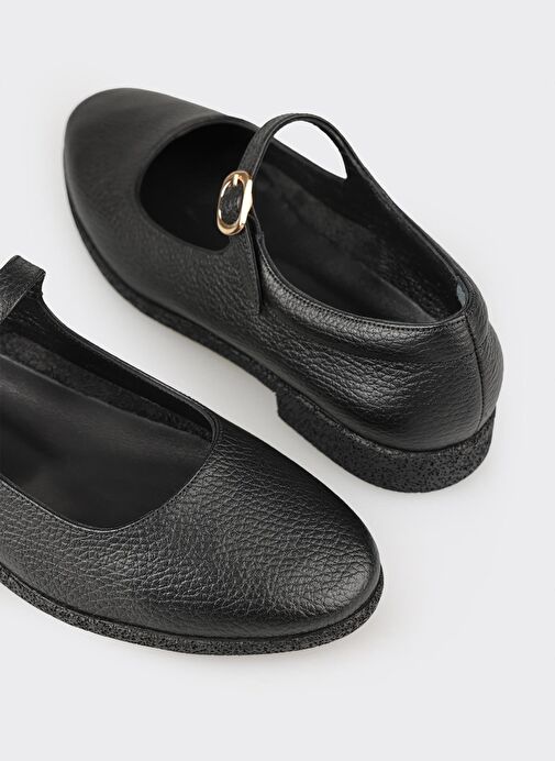 Siyah Deri Kadın Babet - Görsel 6