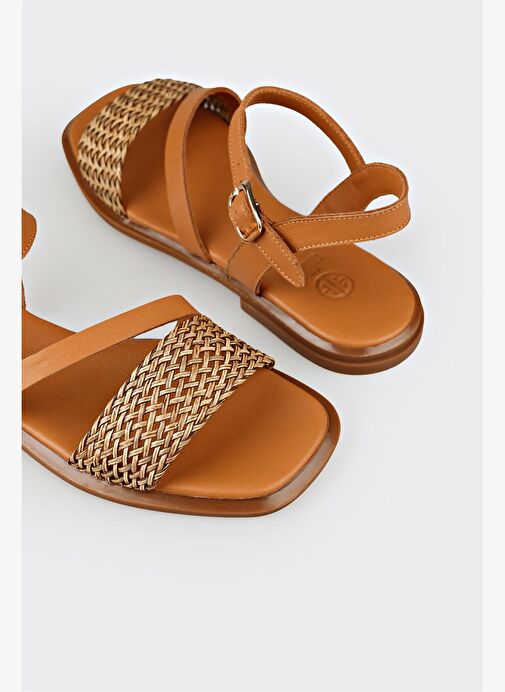 Taba Kadın Düz Sandalet - Görsel 11