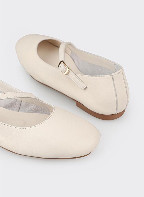 Ekru Deri Kadın Günlük Ayakkabı - Görsel 6