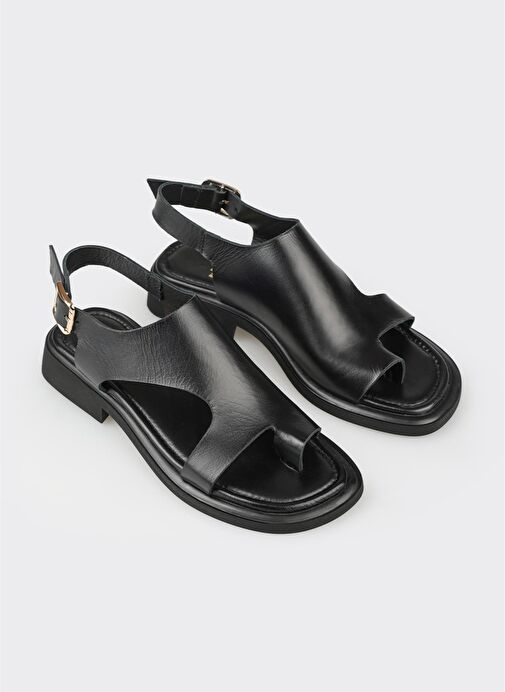 Siyah Deri Kadın Parmak Arası Sandalet - Görsel 3