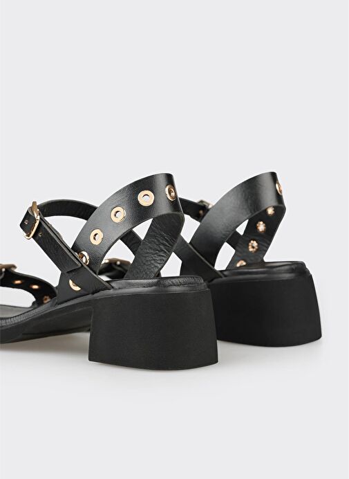 Siyah Deri Kadın Günlük Sandalet - Görsel 5