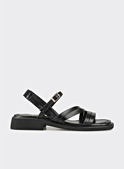 Siyah Deri Kadın Düz Sandalet - Görsel 2