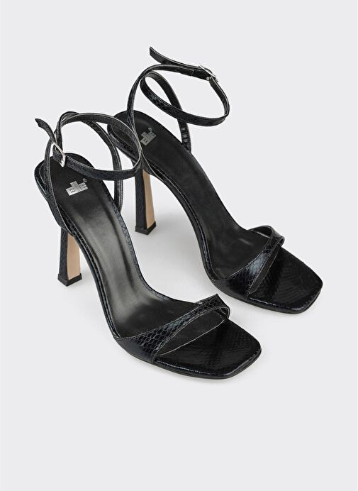 Siyah Kadın Topuklu Sandalet - Görsel 3