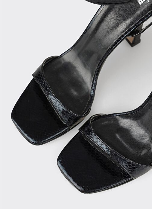 Siyah Kadın Topuklu Sandalet - Görsel 5