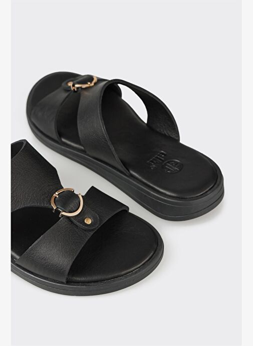 Siyah Deri Kadın Düz Terlik - Görsel 10