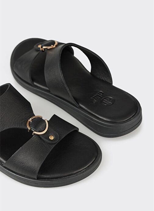 Siyah Deri Kadın Düz Terlik - Görsel 11