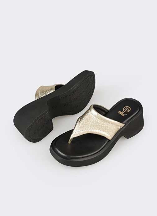 Gold Deri Kadın Günlük Terlik - Görsel 4