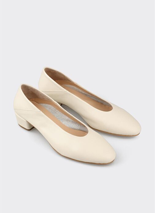 Bej Deri Kadın Topuklu Ayakkabı - Görsel 3