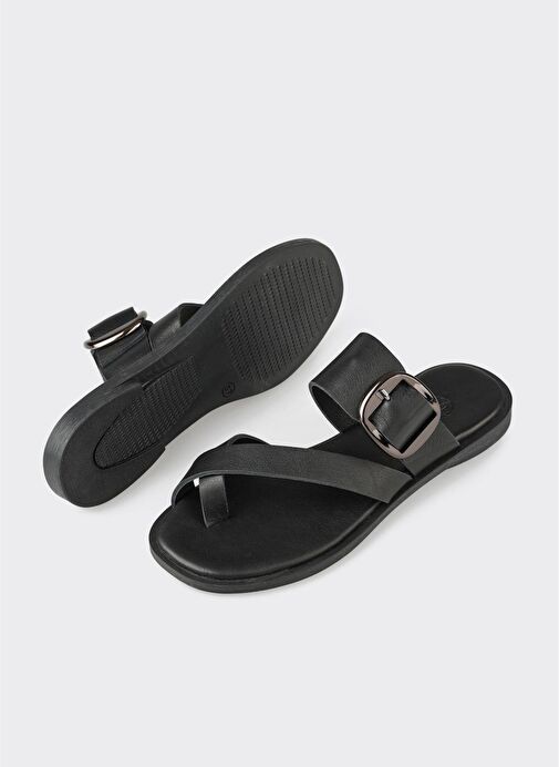 Siyah Deri Kadın Terlik - Görsel 4