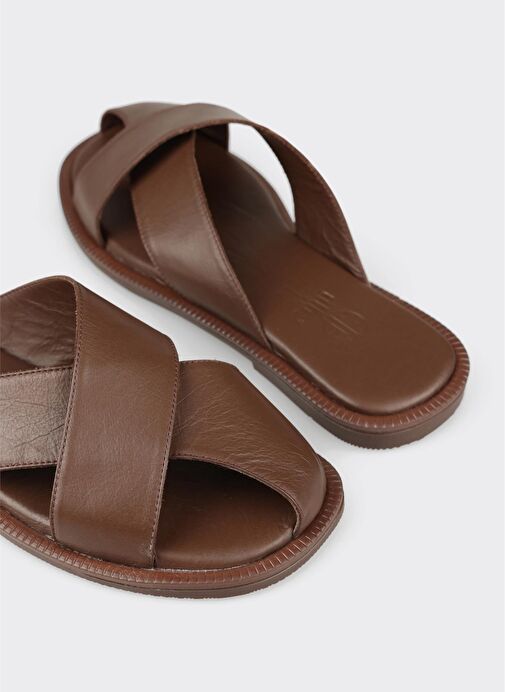 Kahve Deri Kadın Terlik - Görsel 6