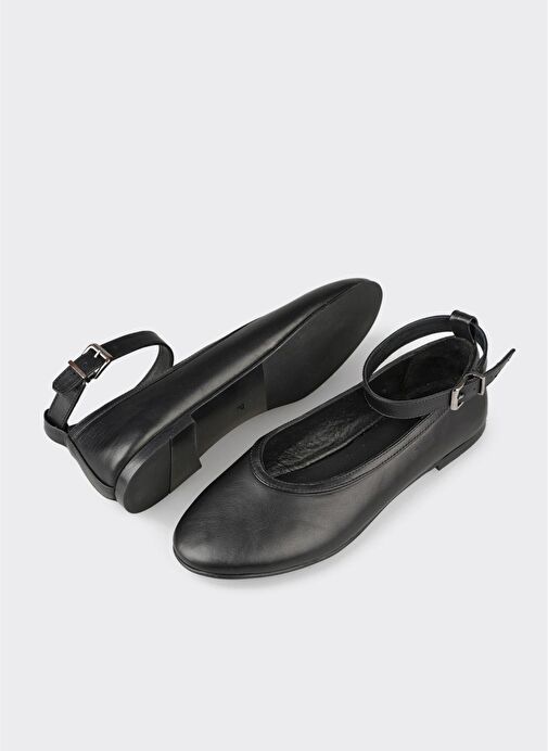 Siyah Deri Kadın Günlük Ayakkabı - Görsel 4