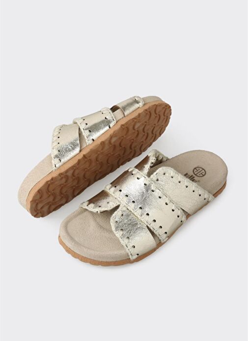 Gold Deri Kadın Düz Terlik - Görsel 4