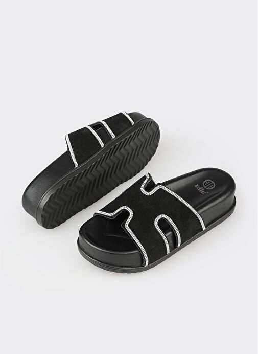 Siyah Deri Kadın Spor Terlik - Görsel 4