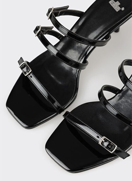 Siyah Kadın Topuklu Terlik - Görsel 5